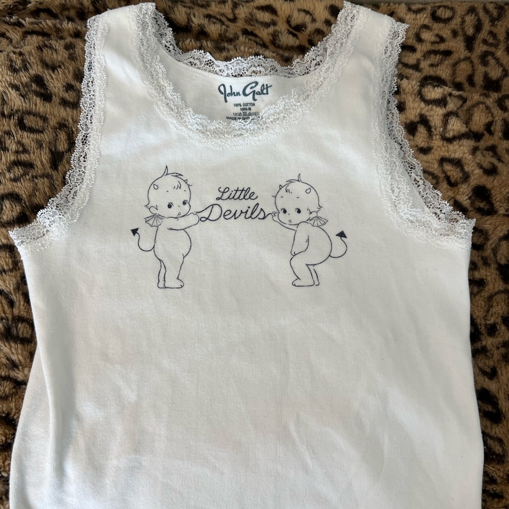 Brandy Melville Graphic Tank🤍